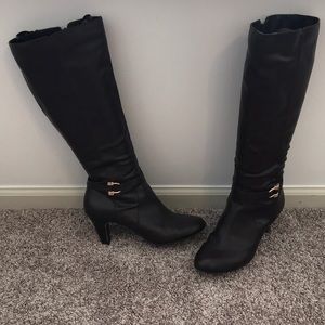 Karen Scott Brown Leather Boots
